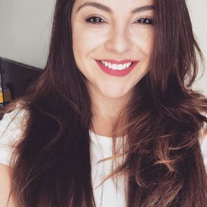 Meet your Posher, Angélica